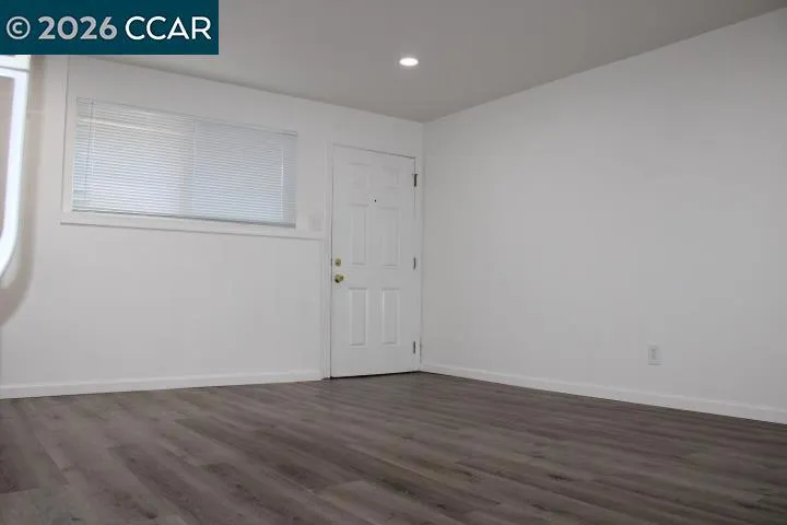 527 Vaqueros Ave Rodeo, CA 94572