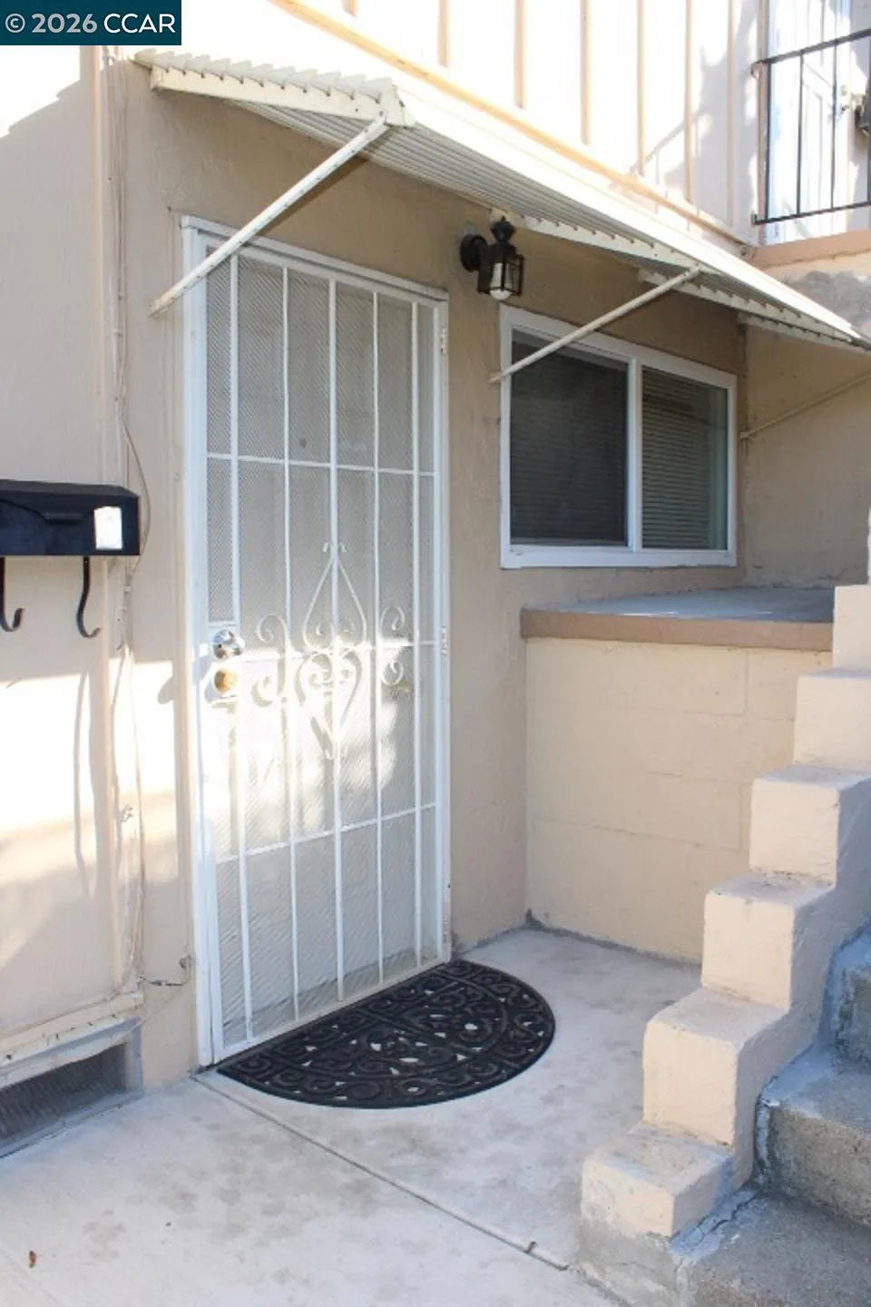 527 Vaqueros Ave Rodeo, CA 94572