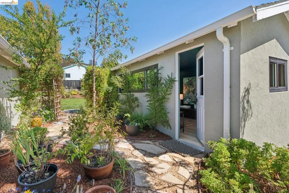 1304 Norvell St El Cerrito, CA 94530