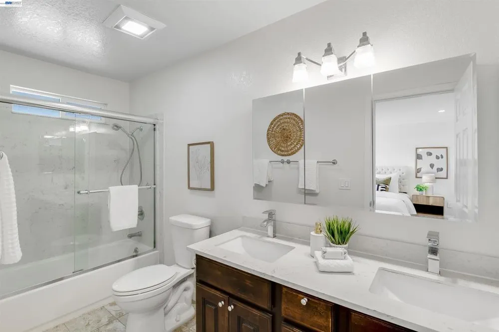 4087 Mozart Dr Richmond, CA 94803