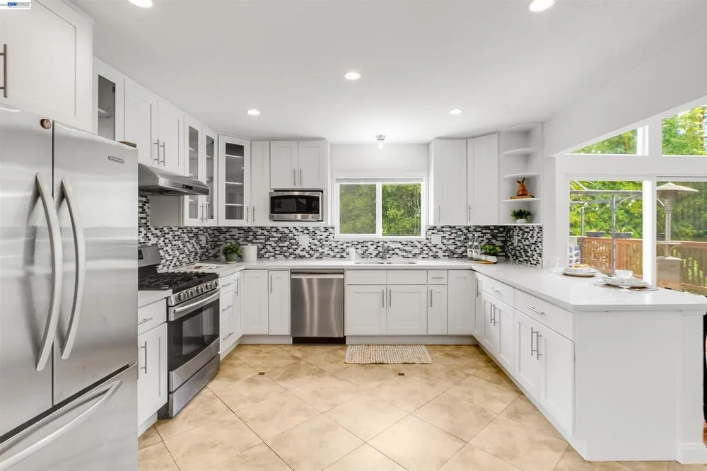4087 Mozart Dr Richmond, CA 94803
