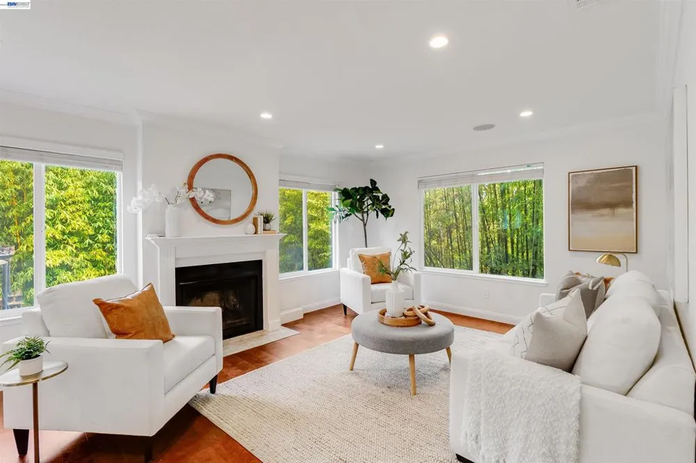 4087 Mozart Dr Richmond, CA 94803
