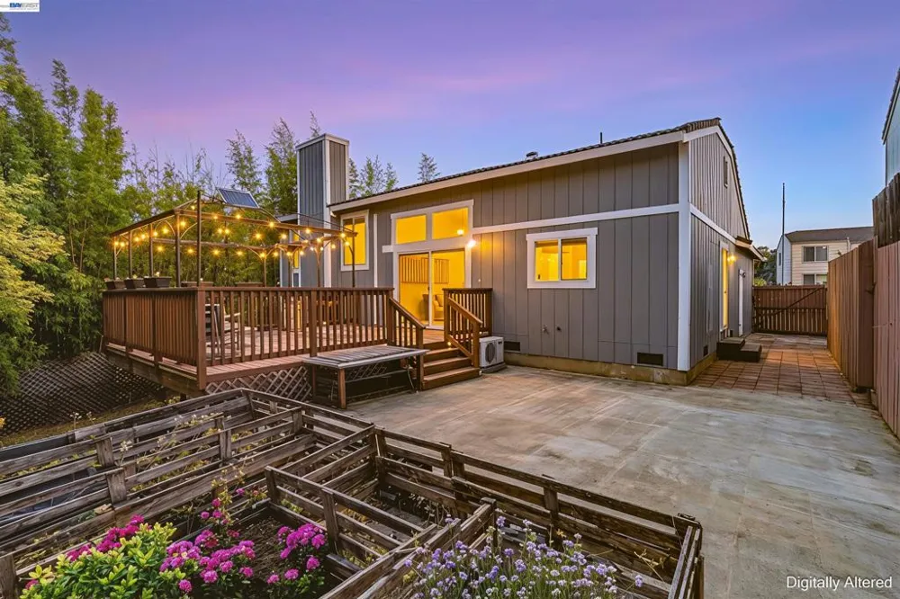 4087 Mozart Dr Richmond, CA 94803