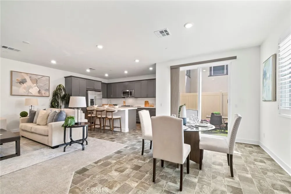 810 Enchanted Hideaway Upland, CA 91786