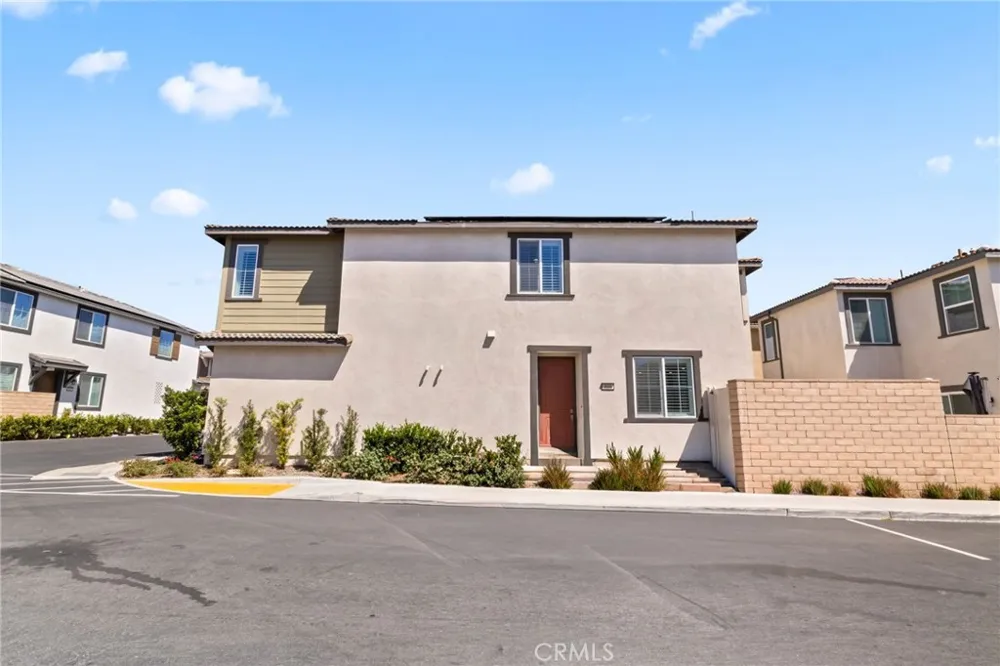810 Enchanted Hideaway Upland, CA 91786