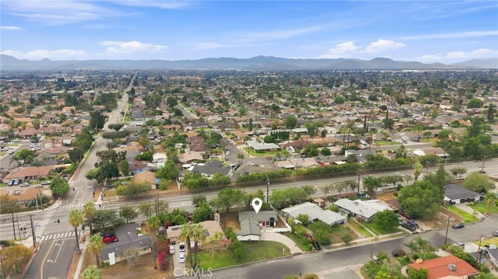 663 E Margarita Rialto, CA 92376