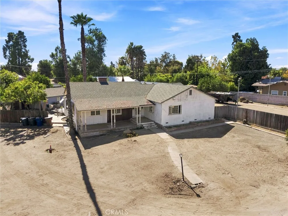 2525 Avenida Escuela Bakersfield, CA 93306