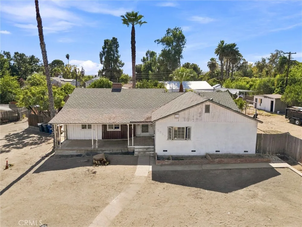 2525 Avenida Escuela Bakersfield, CA 93306
