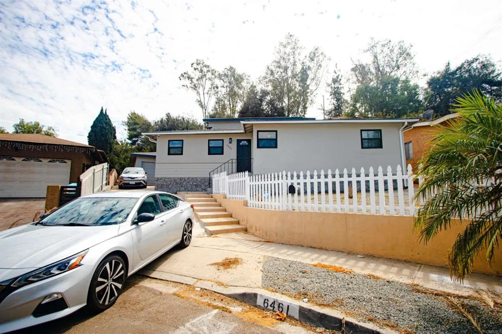6461 Duluth Avenue San Diego, CA 92114