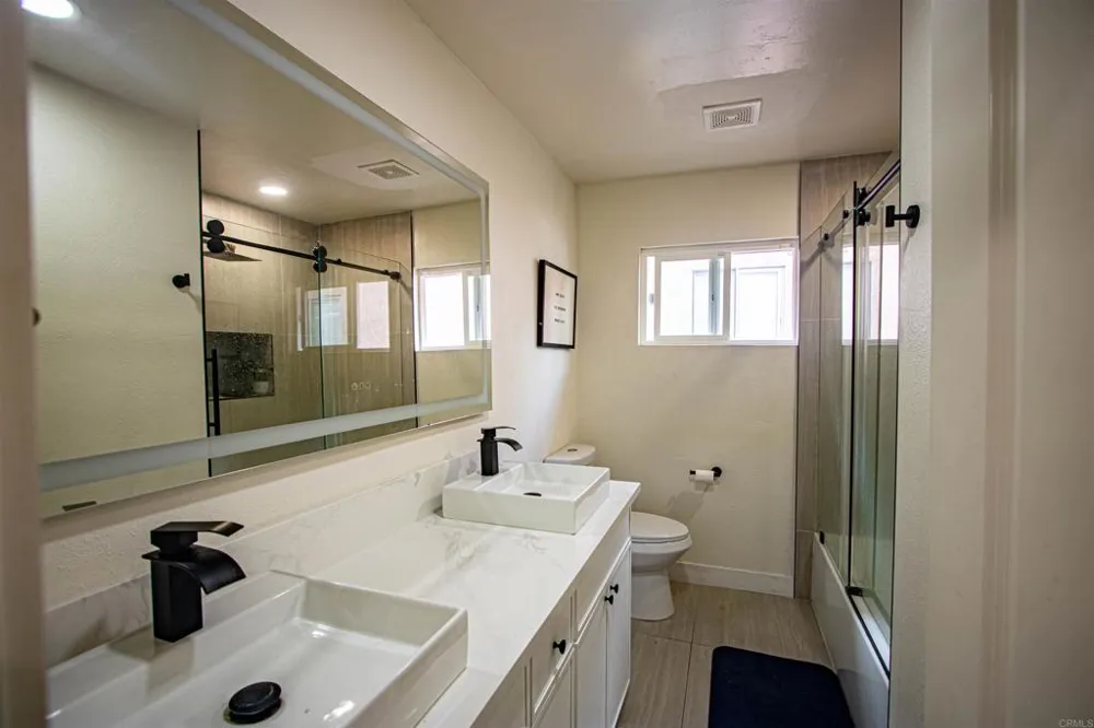6461 Duluth Avenue San Diego, CA 92114