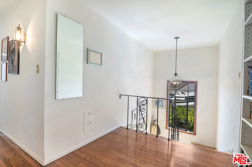 3050 Motor Avenue Los Angeles, CA 90064