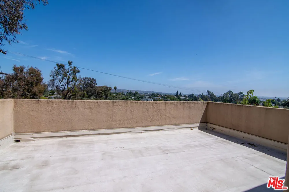 3050 Motor Avenue Los Angeles, CA 90064