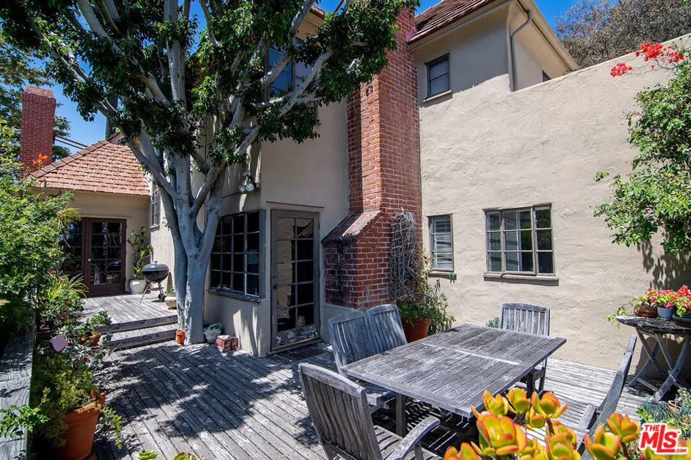 3050 Motor Avenue Los Angeles, CA 90064