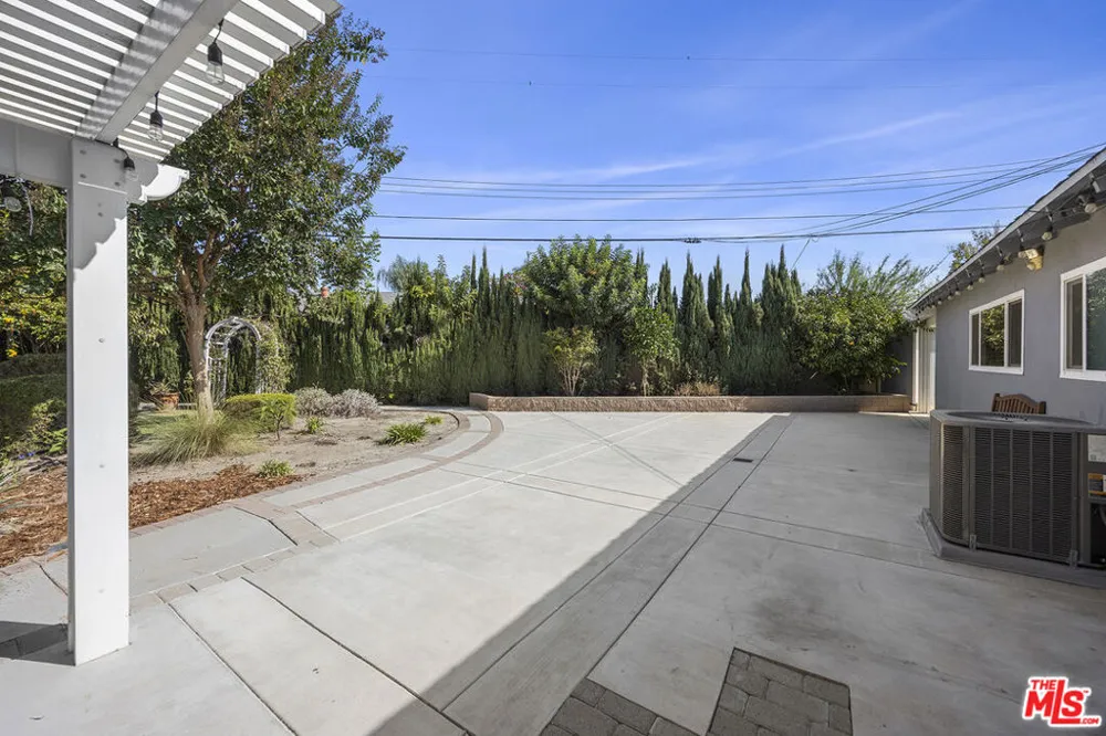 525 S Cardiff Street Anaheim, CA 92806
