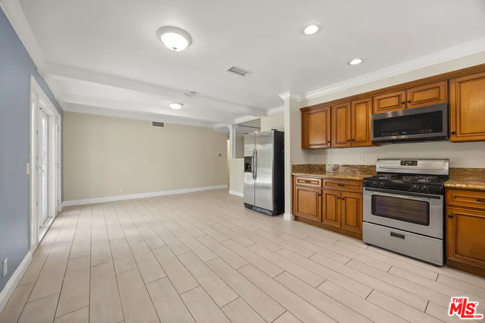 525 S Cardiff Street Anaheim, CA 92806