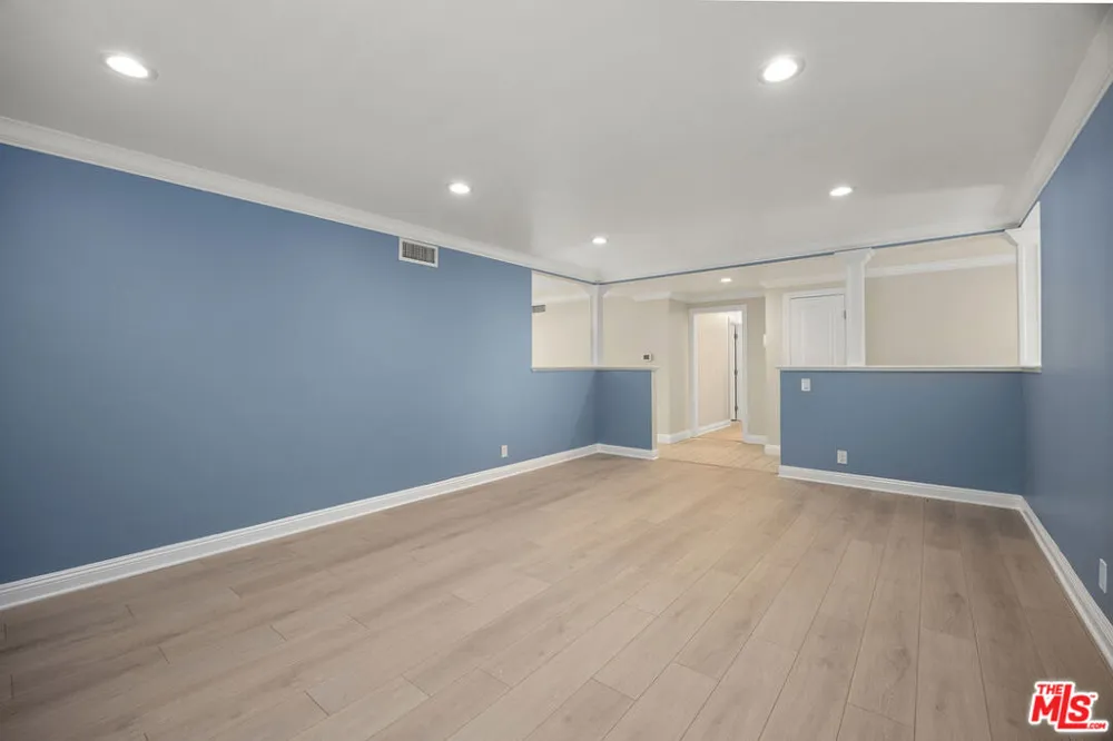 525 S Cardiff Street Anaheim, CA 92806