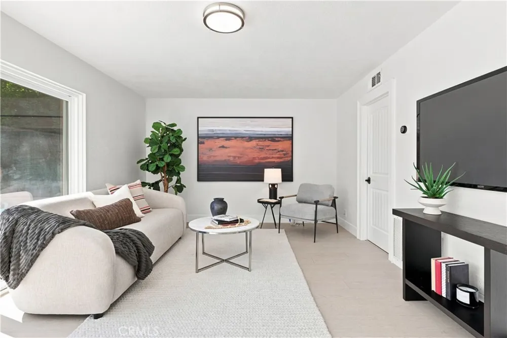 27322 Via Rioja Mission Viejo, CA 92691