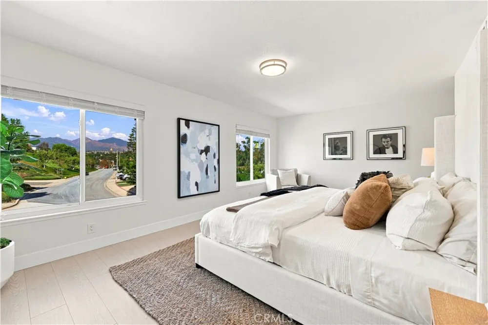 27322 Via Rioja Mission Viejo, CA 92691