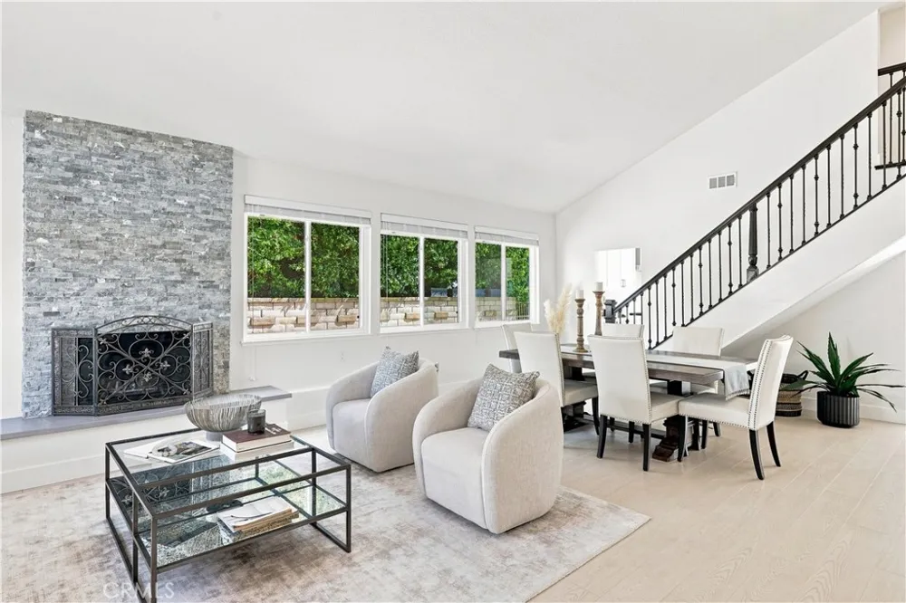 27322 Via Rioja Mission Viejo, CA 92691
