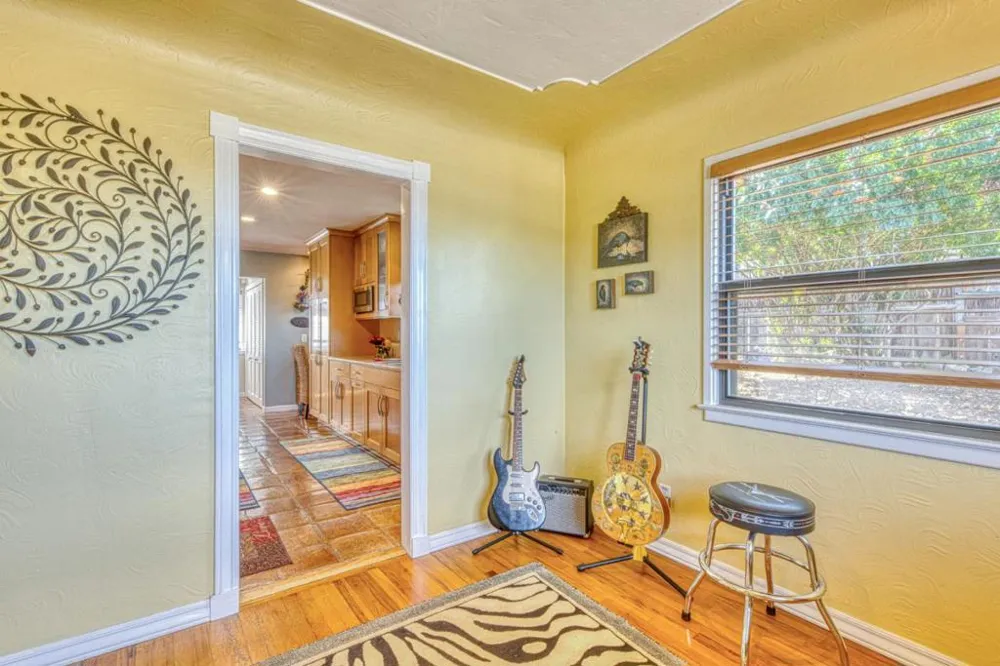 202 Edinburgh Avenue Monterey, CA 93940