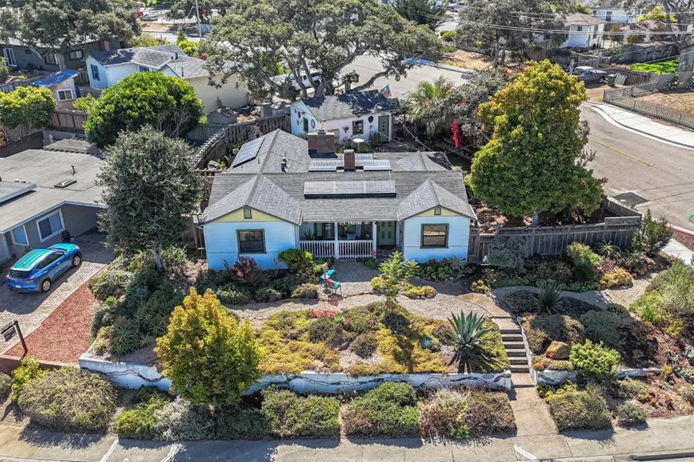 202 Edinburgh Avenue Monterey, CA 93940