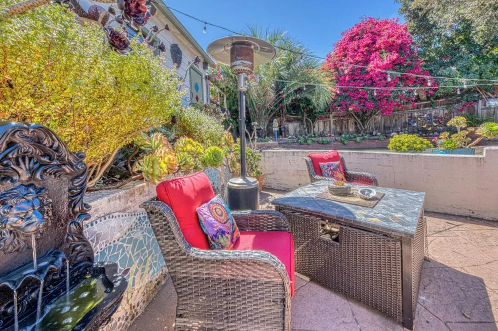 202 Edinburgh Avenue Monterey, CA 93940