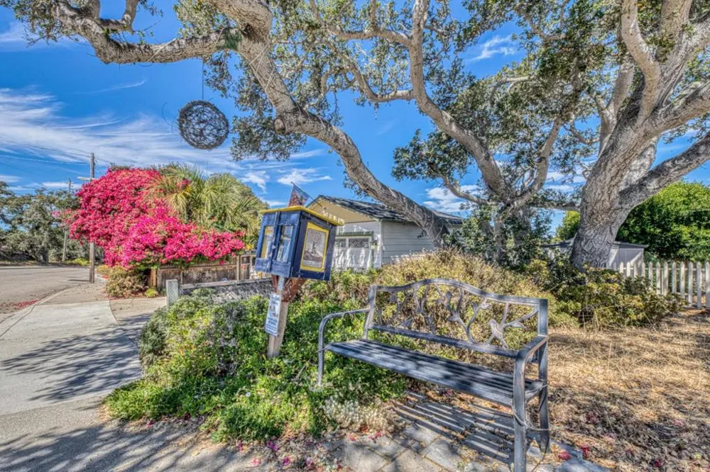 202 Edinburgh Avenue Monterey, CA 93940
