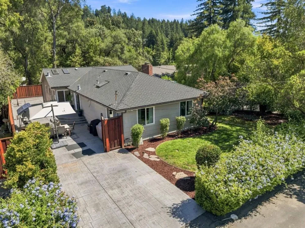 146 El Solyo Heights Drive Felton, CA 95018