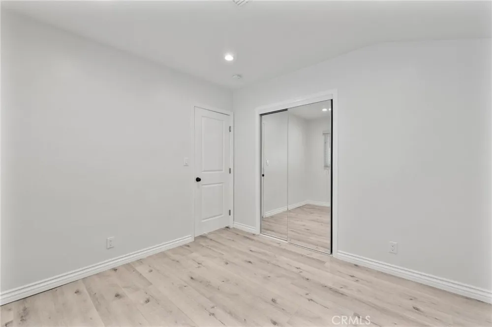 17028 Los Alimos Street Granada Hills, CA 91344