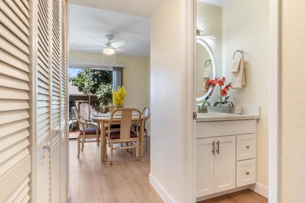 656 Foster Court #2 Hayward, CA 94544
