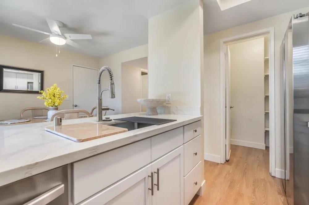 656 Foster Court #2 Hayward, CA 94544