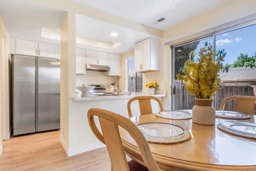 656 Foster Court #2 Hayward, CA 94544
