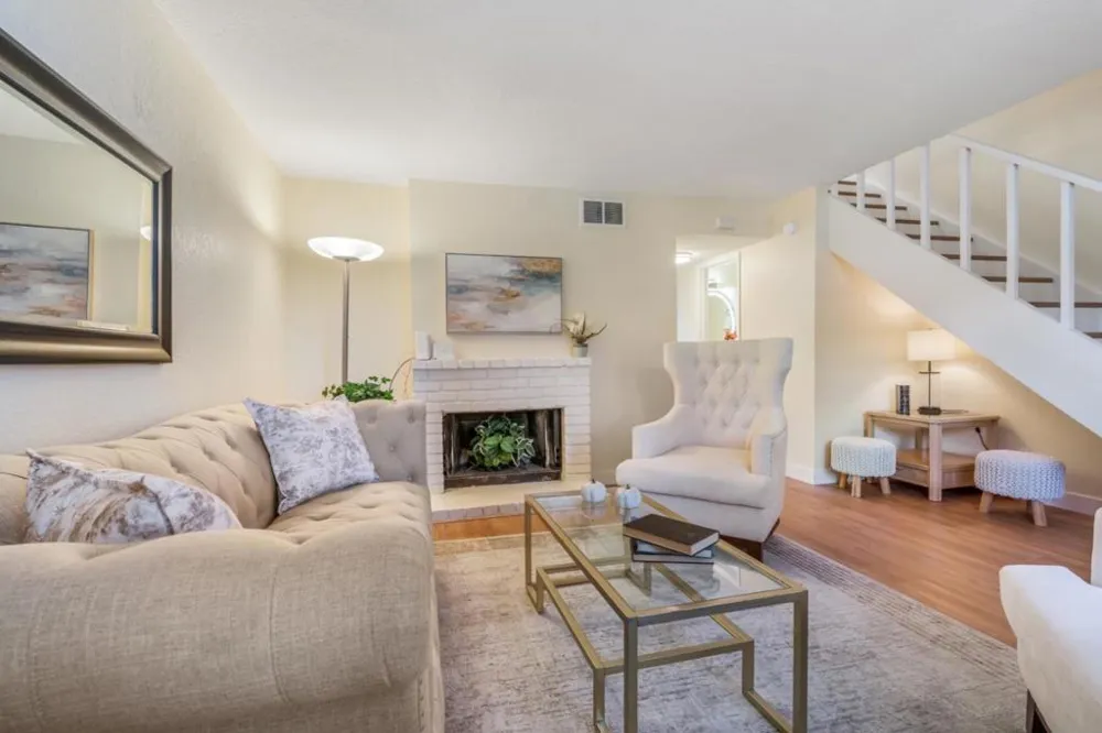 656 Foster Court #2 Hayward, CA 94544