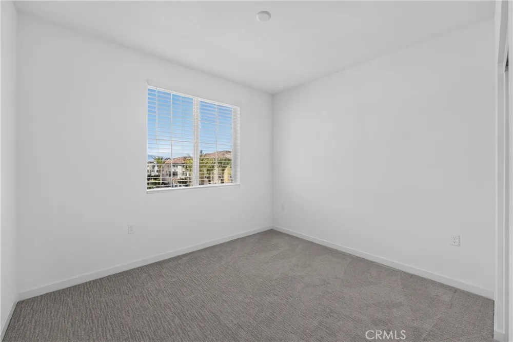 12951 Paradiso Drive #101 Eastvale, CA 92880