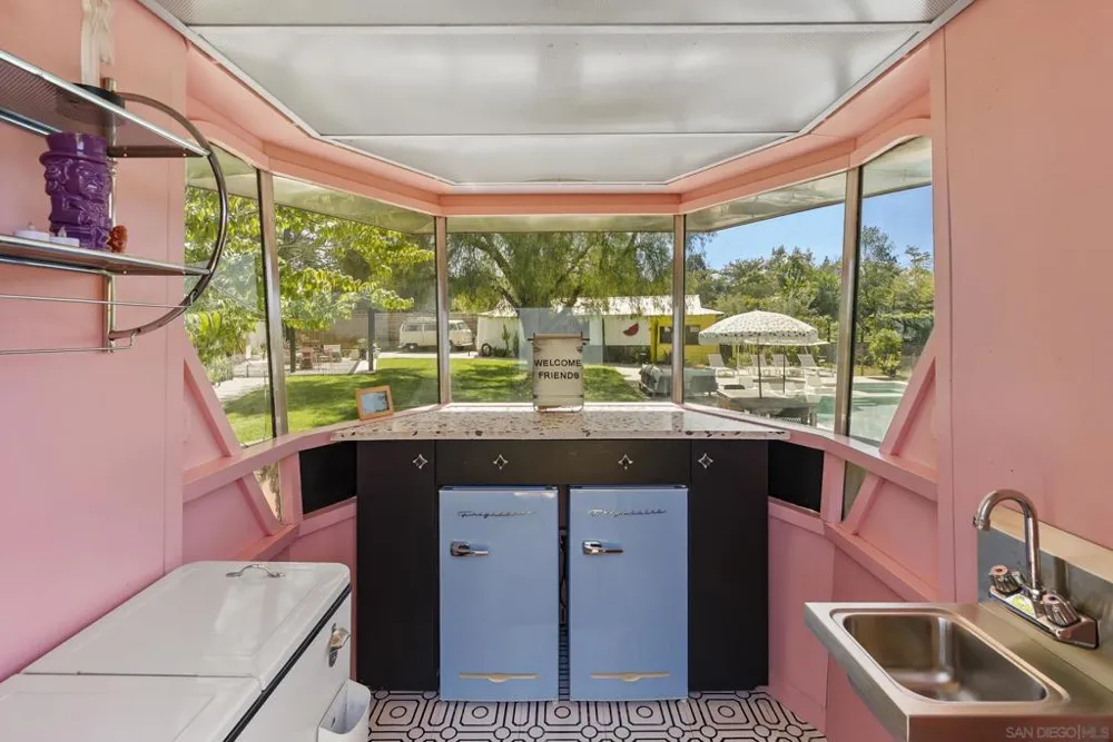 1326 Alta Vista Dr Vista, CA 92084