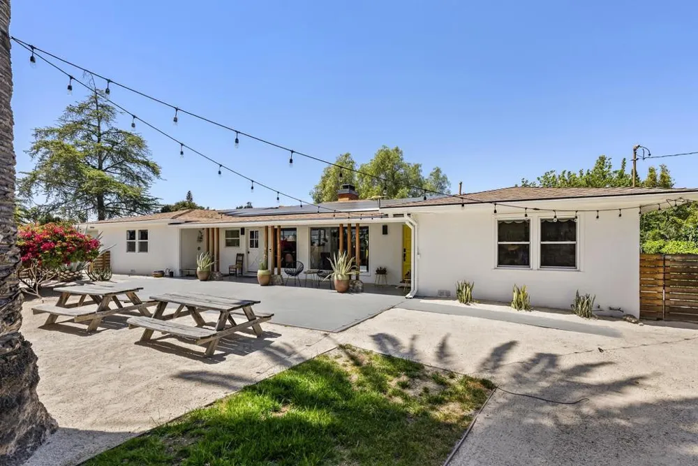 1326 Alta Vista Dr Vista, CA 92084