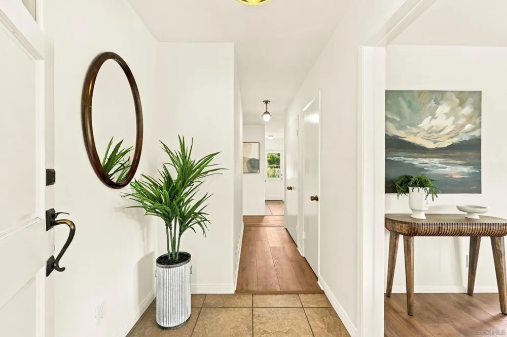 1056 Meade Ave San Diego, CA 92116