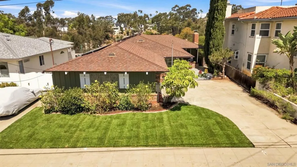 1056 Meade Ave San Diego, CA 92116