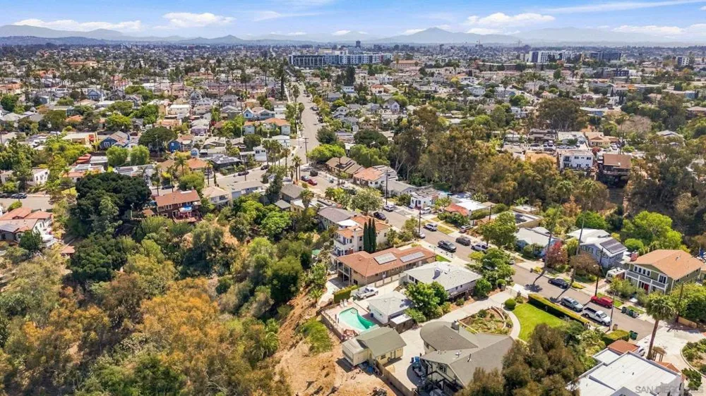 1056 Meade Ave San Diego, CA 92116
