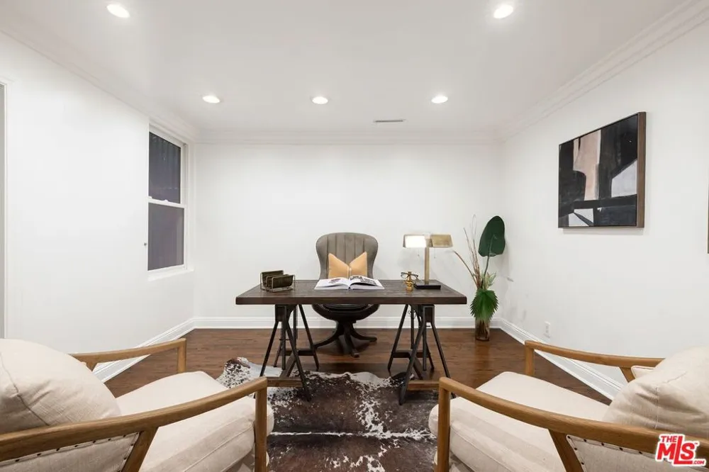 2480 Briarcrest Road Los Angeles, CA 90210
