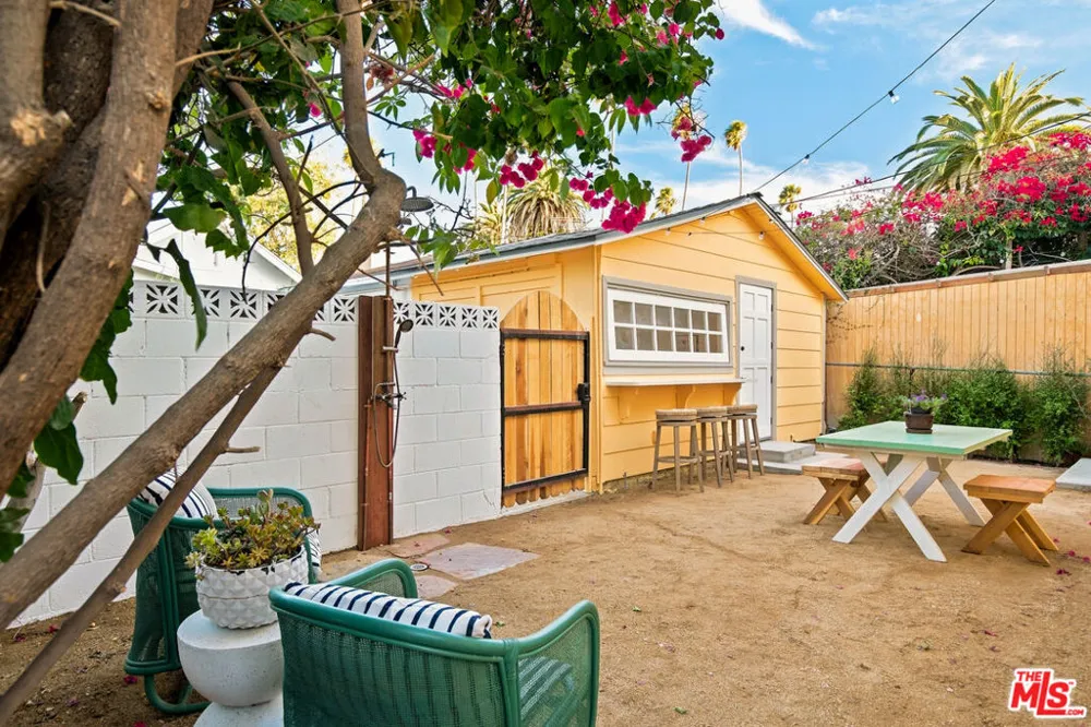1411 Linden Avenue Venice, CA 90291