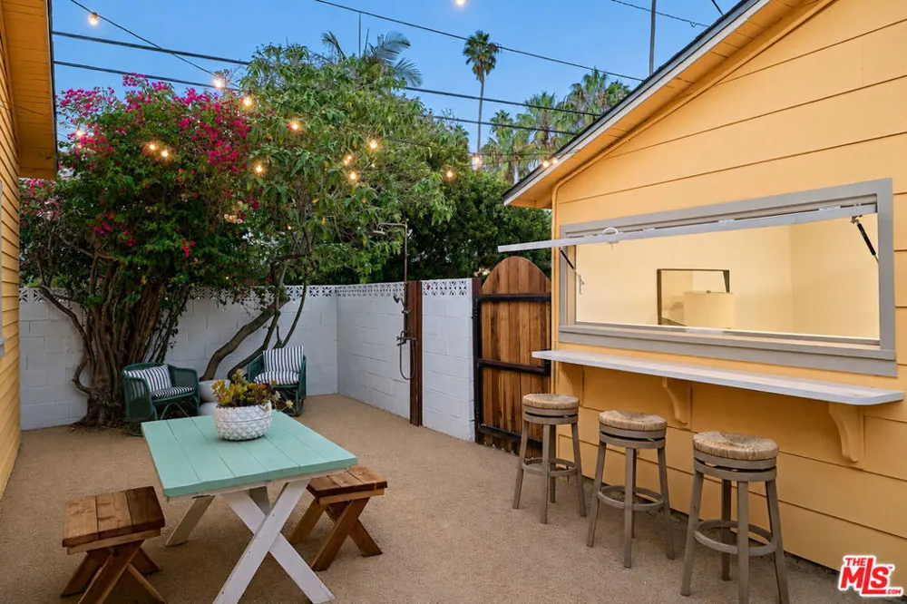 1411 Linden Avenue Venice, CA 90291