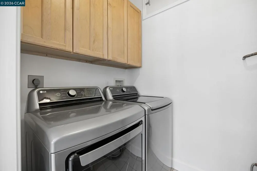 5535 Moraga Ave Oakland, CA 94611