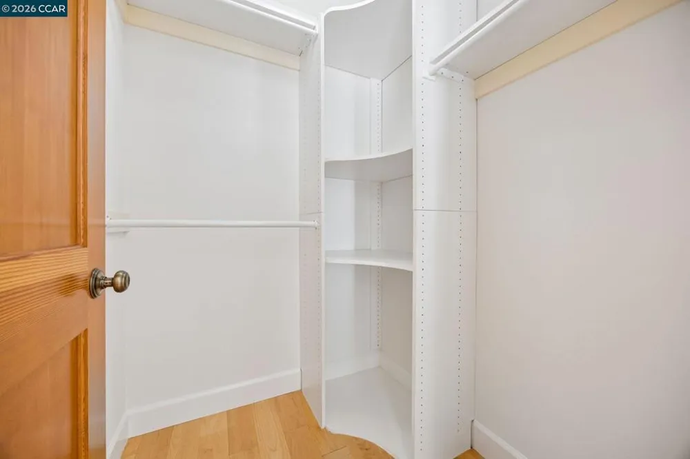 5535 Moraga Ave Oakland, CA 94611