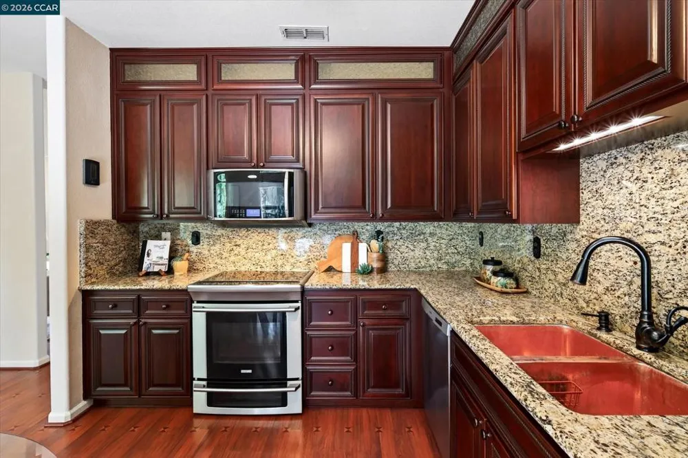 15 Creekside Dr San Ramon, CA 94583
