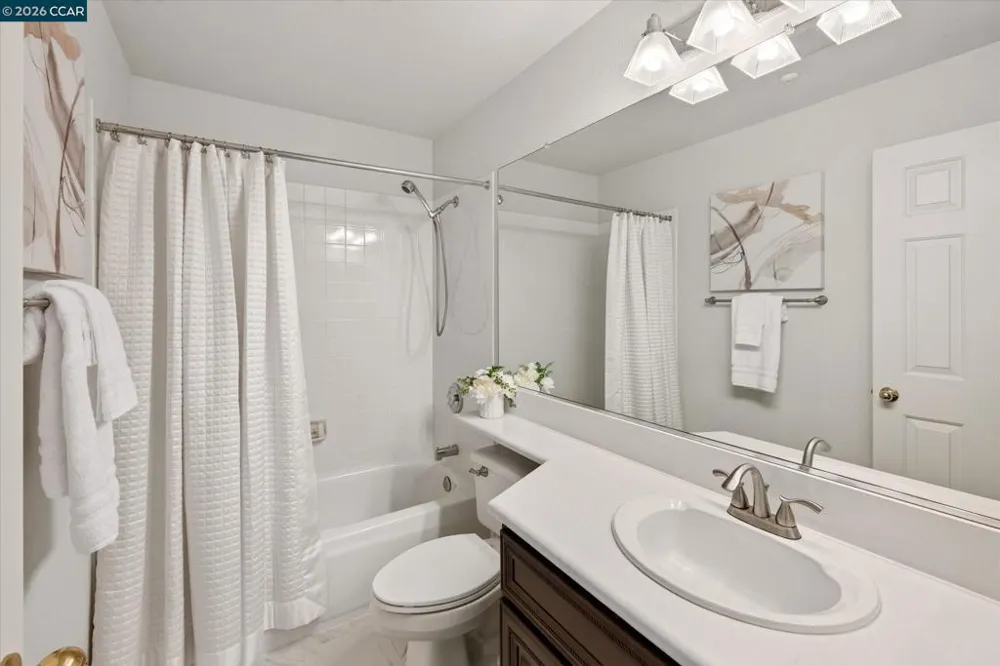 15 Creekside Dr San Ramon, CA 94583