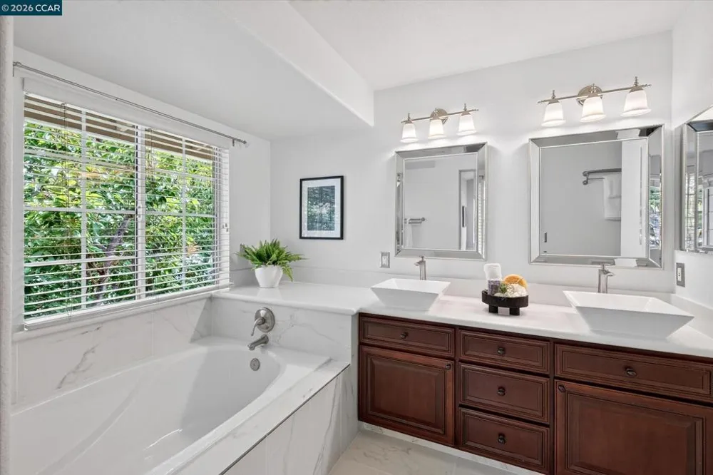 15 Creekside Dr San Ramon, CA 94583