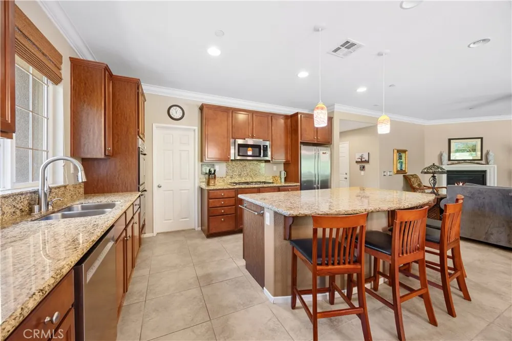 40335 Garrison Drive Temecula, CA 92591