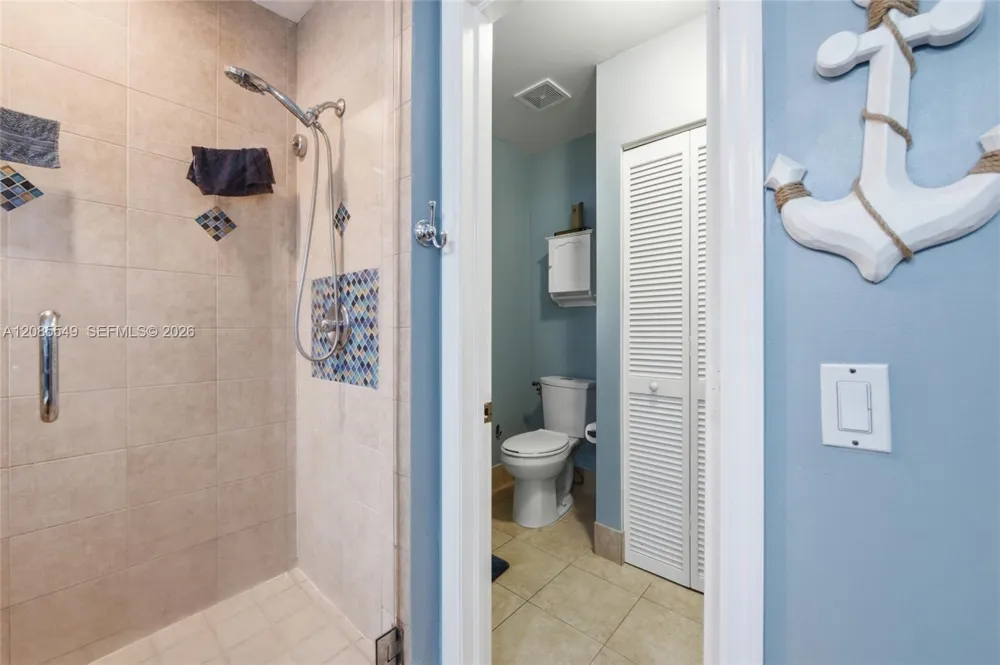 4258 NW 1st Dr Deerfield Beach, FL 33442