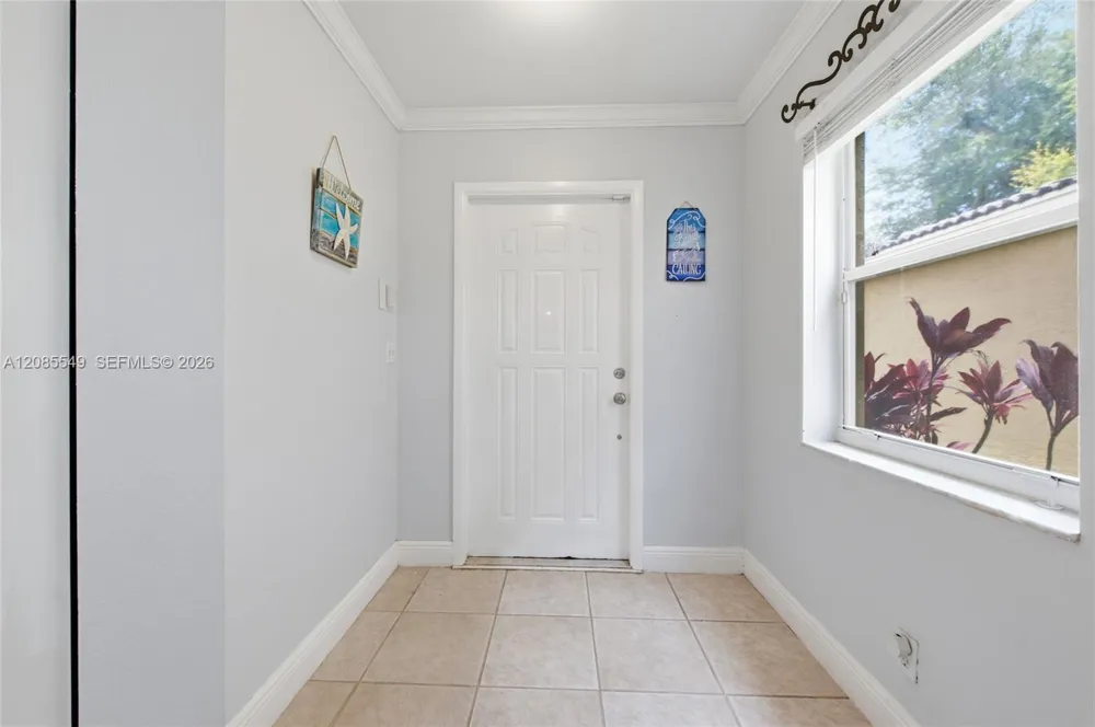 4258 NW 1st Dr Deerfield Beach, FL 33442